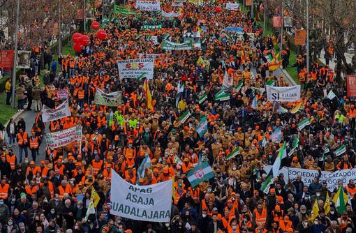 Cientos De Miles De Trabajadores De La España Rural Le Dicen ‘no A Las Políticas De Pedro 2394