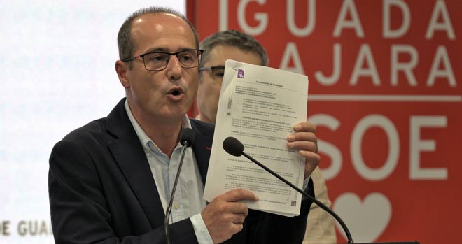 Rojo Denuncia Que El Equipo De Gobierno De Guarinos Subir El Ibi Un Y El Pp Contesta Que